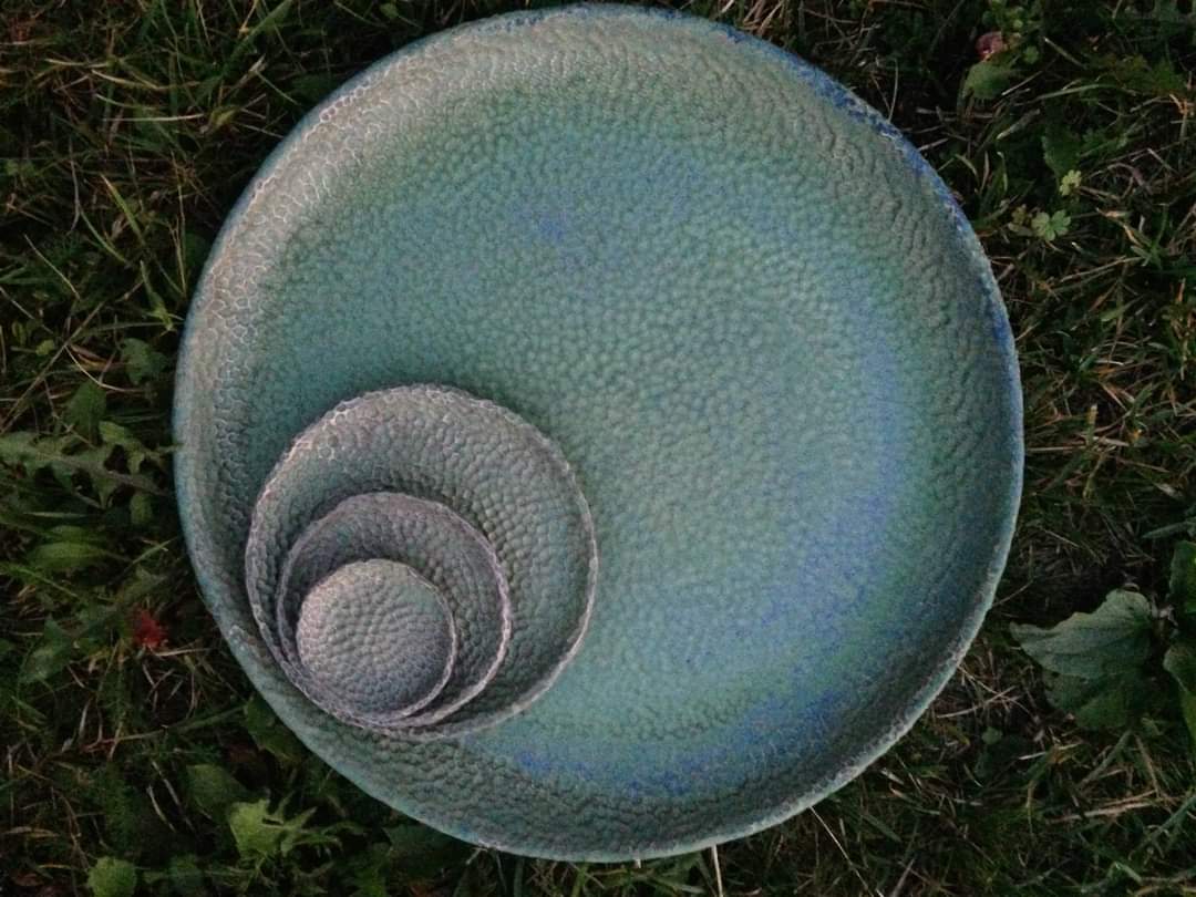 Textured ceramic bowl by Tenis Preiss